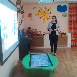 На базе НОЦ "У-Знайки" был проведен практический семинар "Использование интерактивного оборудования в инновационной среде детского сада"